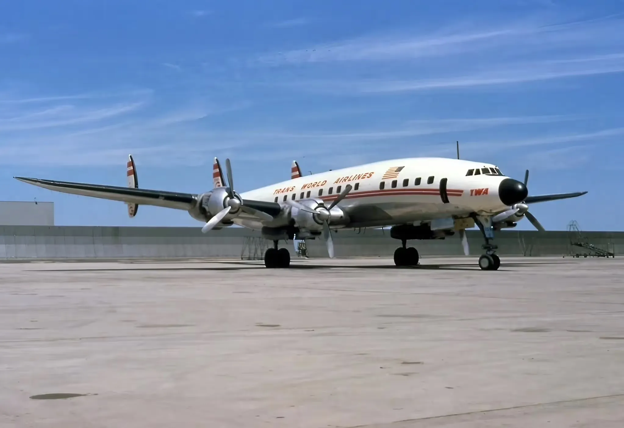 9/10/1952: TWA Introduces the Lockheed L-1049